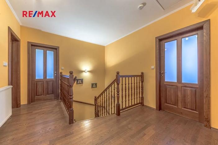 Pronájem rodinného domu, Lhota, K Lesnu, 205 m2