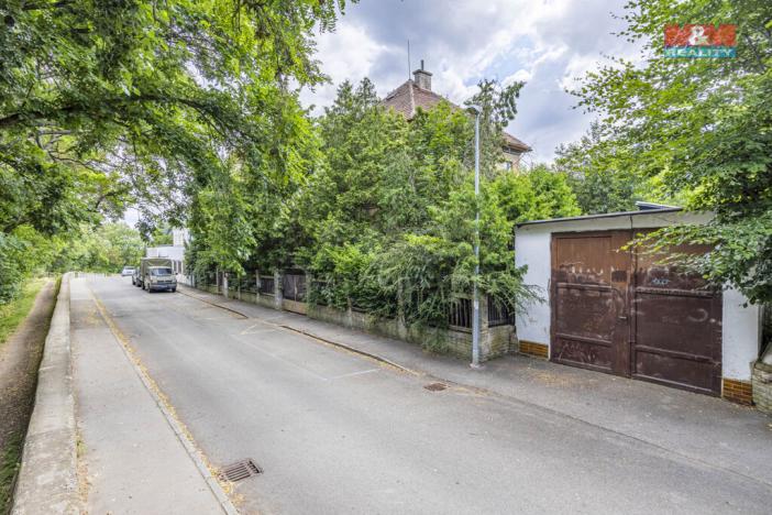 Prodej rodinného domu, Praha, Nad Šárkou, 360 m2