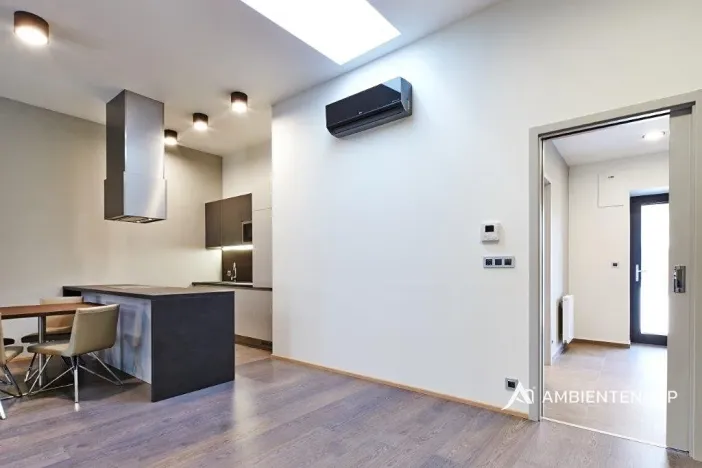 Pronájem bytu 2+kk, Brno, Jakubská, 78 m2