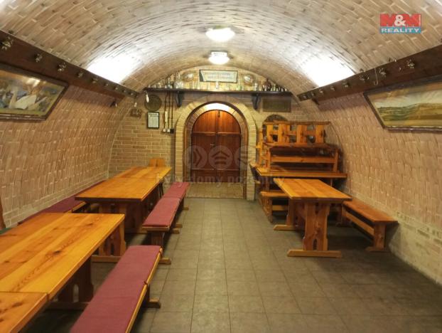 Prodej vinného sklepa, Vacenovice, 145 m2