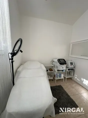 Pronájem komerční nemovitosti, Praha - Vinohrady, Budečská, 40 m2