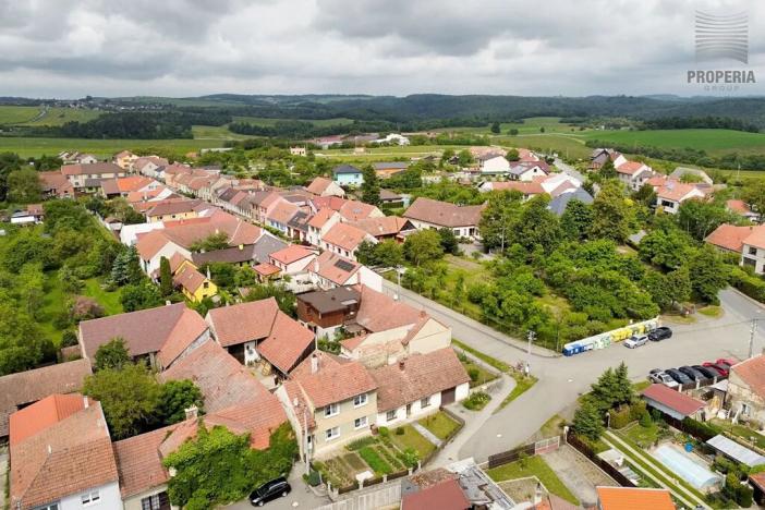 Prodej pozemku pro bydlení, Lažánky, 388 m2