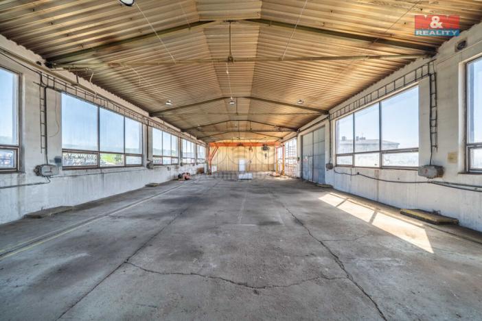 Pronájem skladu, Osek, 346 m2