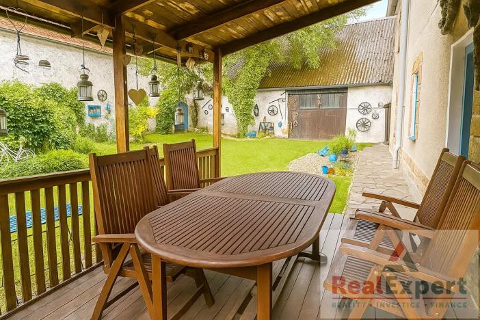 Prodej rodinného domu, Vraný, 250 m2