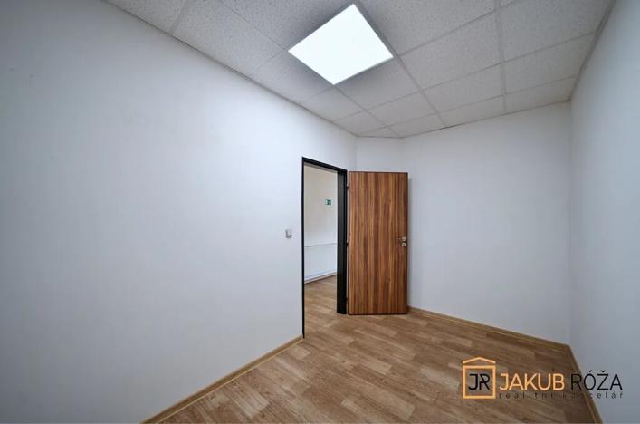 Pronájem kanceláře, Vrchlabí, Na bělidle, 159 m2