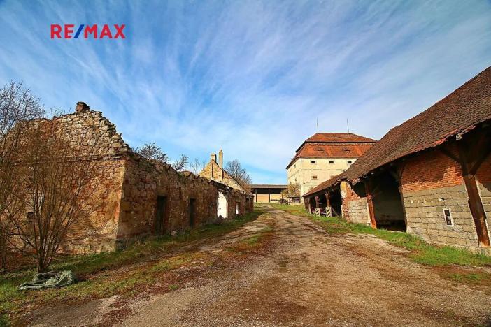 Prodej komerčního pozemku, Hřebečníky, 7070 m2