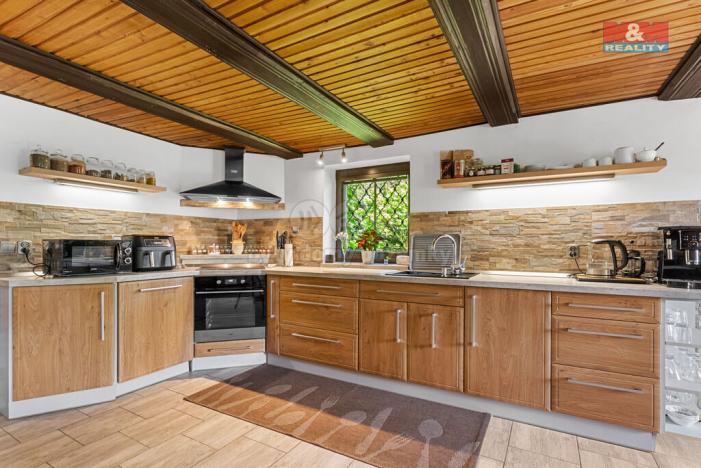 Prodej rodinného domu, Bulovka, 350 m2