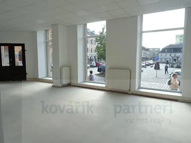 Prodej komerční nemovitosti, Rumburk, Náměstí Lužické, 568 m2