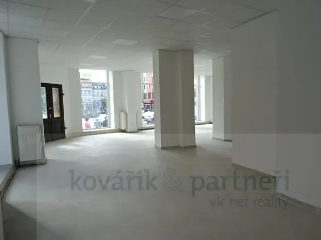 Prodej komerční nemovitosti, Rumburk, Náměstí Lužické, 568 m2