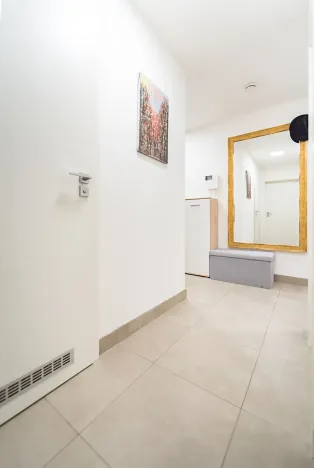 Prodej bytu 3+kk, Praha, Mezitraťová, 65 m2