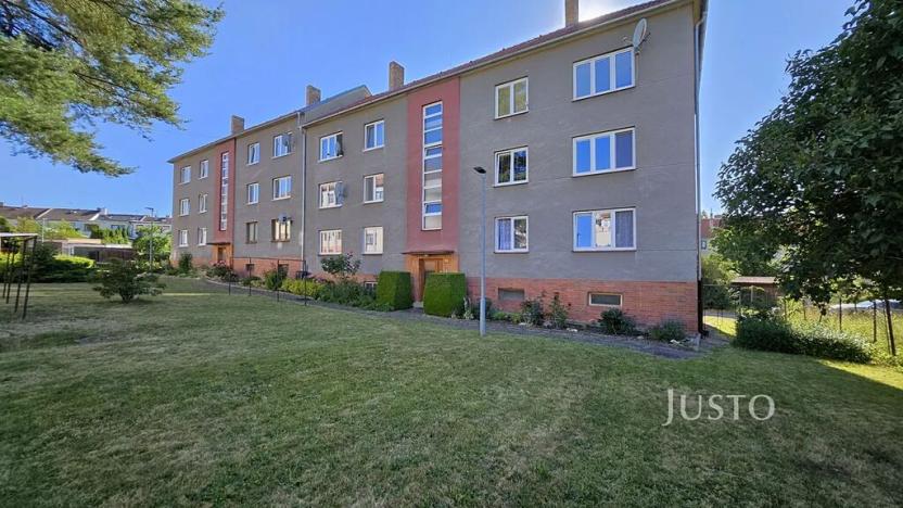 Prodej bytu 3+1, Písek, Za Pazdernou, 74 m2