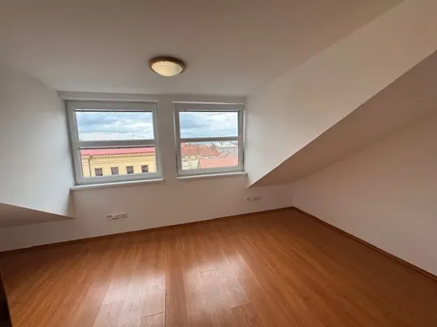 Prodej bytu 5+1, Kroměříž, 1. máje, 142 m2