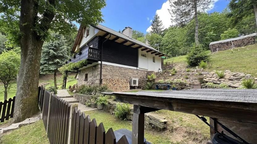 Prodej chalupy, Trnava, 249 m2