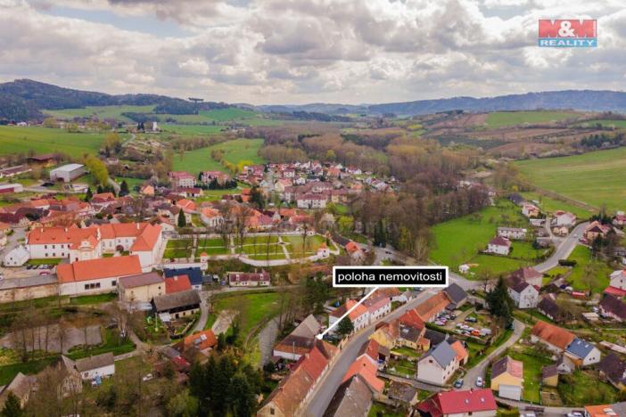 Prodej rodinného domu, Hrádek, 180 m2