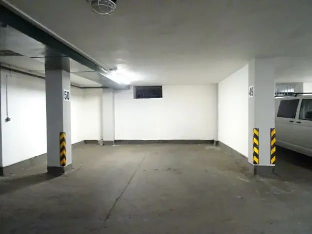 Pronájem garážového stání, Ostrava, 30. dubna, 10 m2