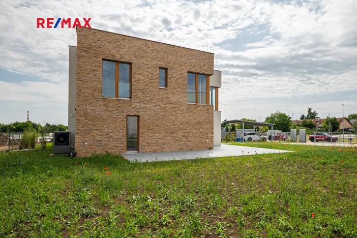 Prodej rodinného domu, Praha - Horní Počernice, Krotitelů, 147 m2