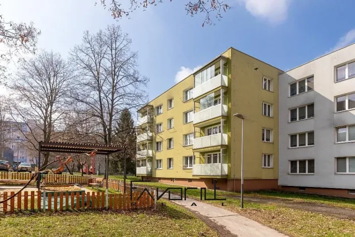 Prodej bytu 2+1, Ostrava, Břustkova, 62 m2