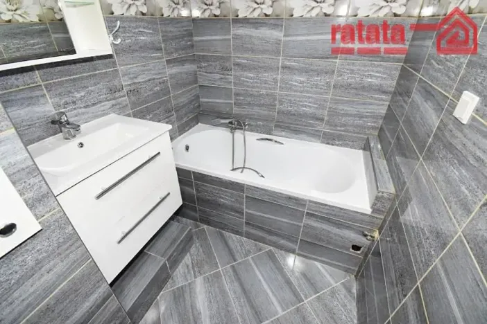 Pronájem bytu 2+1, Chomutov, Písečná, 61 m2