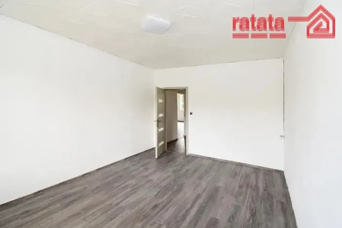 Pronájem bytu 2+1, Chomutov, Písečná, 61 m2