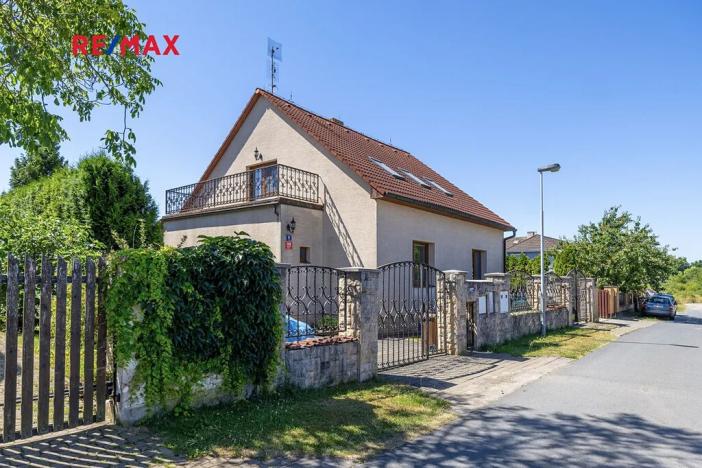 Prodej rodinného domu, Praha - Kunratice, Valcířská, 181 m2