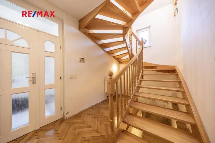 Prodej rodinného domu, Praha - Kunratice, Valcířská, 181 m2