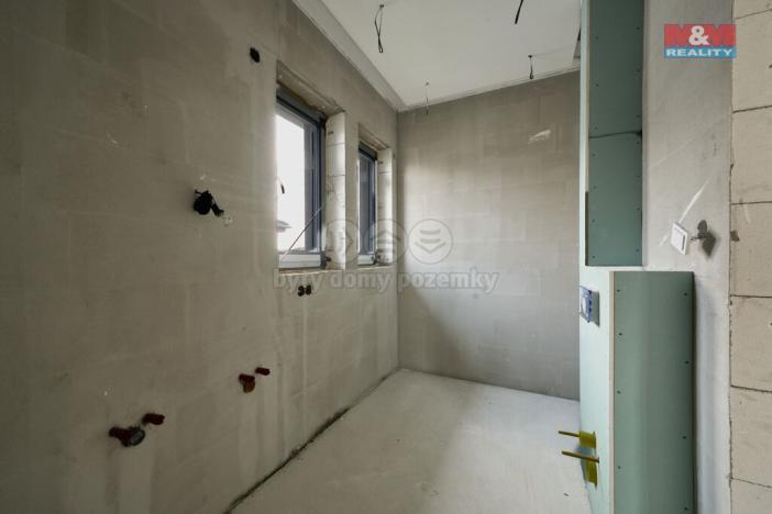 Prodej rodinného domu, Polerady, 188 m2