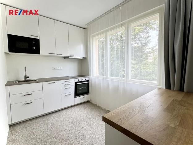 Pronájem bytu 2+1, Kladno, Polská, 51 m2
