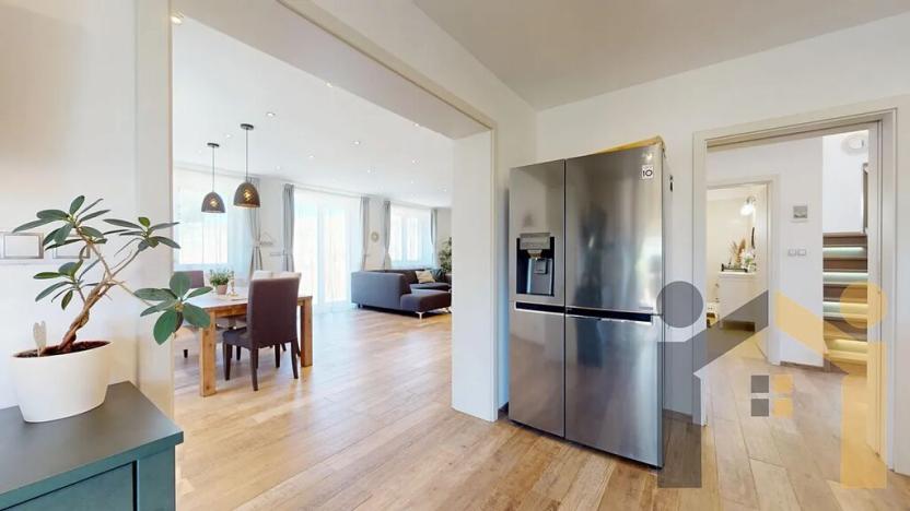 Prodej rodinného domu, Vinařice, 269 m2