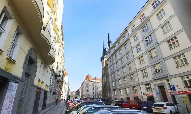 Pronájem restaurace, Praha - Holešovice, Janovského, 340 m2