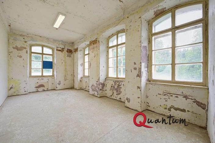 Prodej obchodního prostoru, Janská, 4600 m2