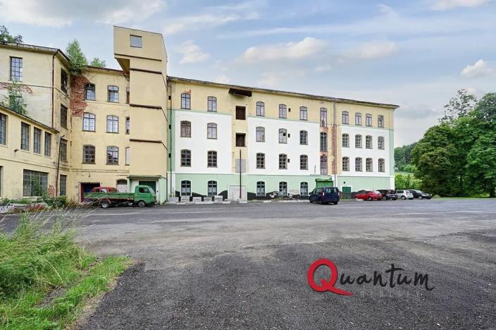 Prodej obchodního prostoru, Janská, 4600 m2