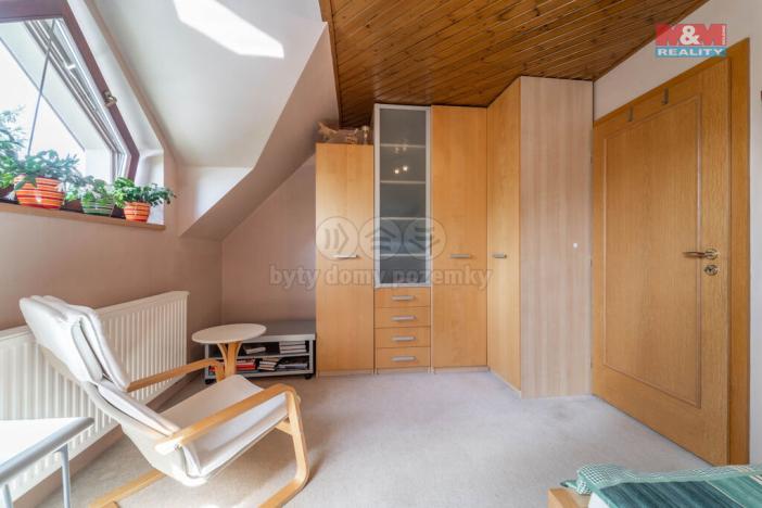 Prodej rodinného domu, Benecko, 224 m2