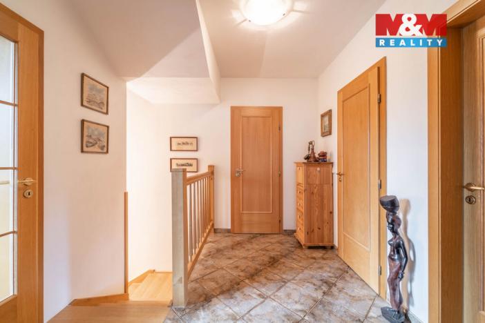 Prodej rodinného domu, Benecko, 224 m2