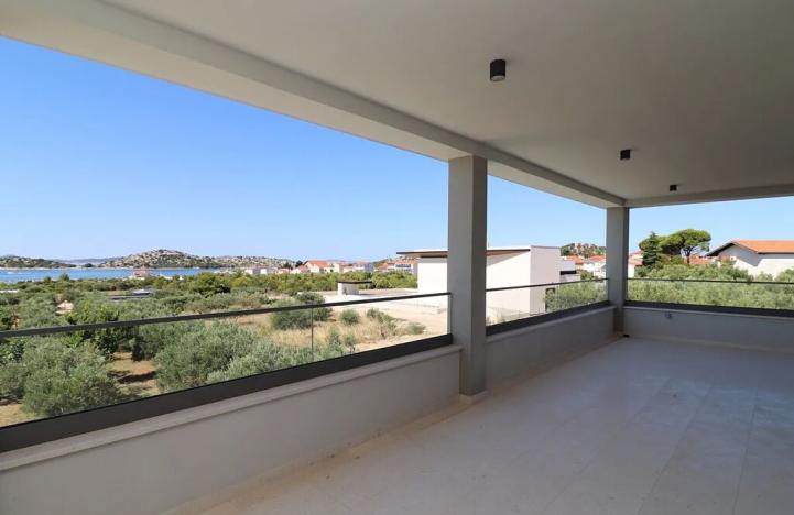 Prodej bytu 3+kk, Tribunj, Chorvatsko, 119 m2