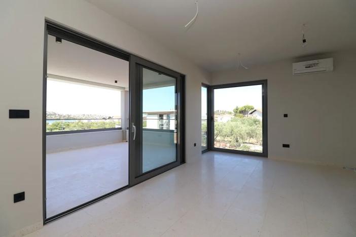 Prodej bytu 3+kk, Tribunj, Chorvatsko, 119 m2