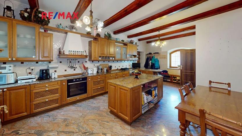 Prodej ubytování, Janůvky, 457 m2