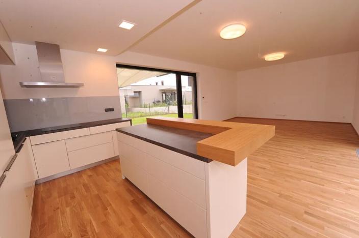 Pronájem rodinného domu, Praha - Horní Měcholupy, U Golfu, 169 m2