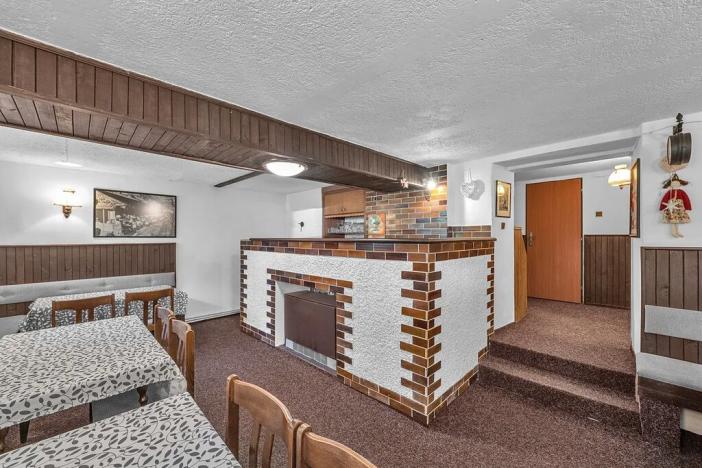 Prodej ubytování, Dolní Dvůr, 650 m2