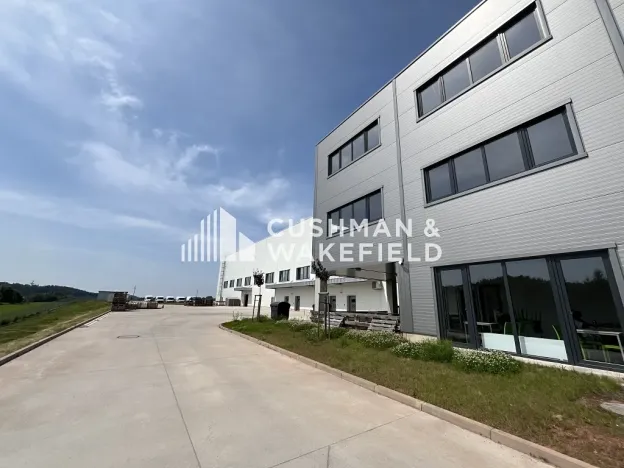 Prodej skladu, Nová Paka, 9000 m2