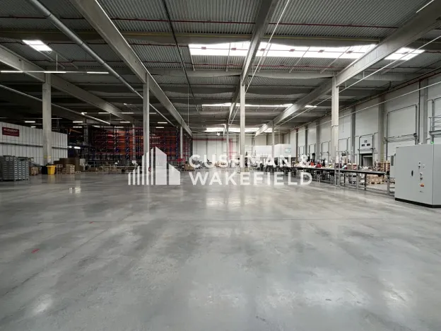 Prodej skladu, Nová Paka, 9000 m2