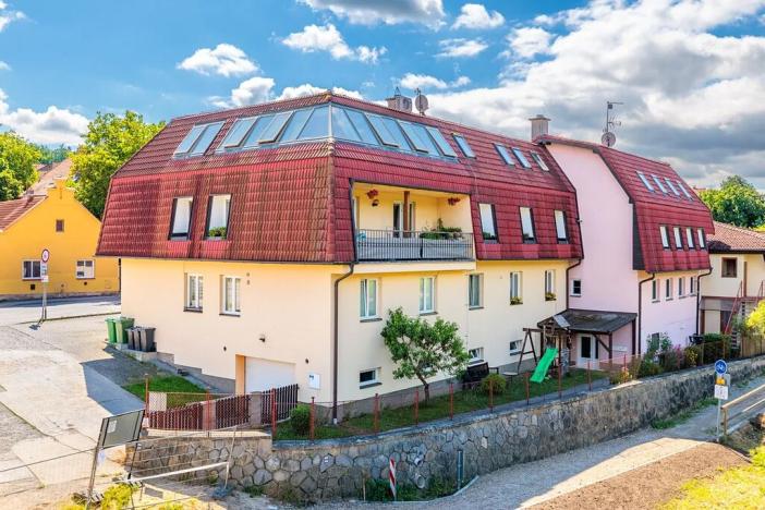 Prodej bytu 3+kk, Hluboká nad Vltavou, Třeboňská, 57 m2