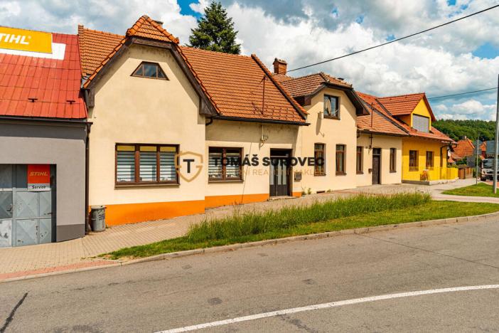 Prodej rodinného domu, Vizovice, Palackého Nám., 100 m2