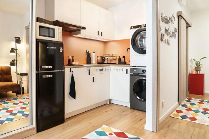 Pronájem bytu 2+kk, Praha - Braník, Jílovská, 25 m2
