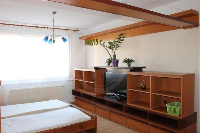 Pronájem bytu 2+kk, České Budějovice, Staroměstská, 43 m2