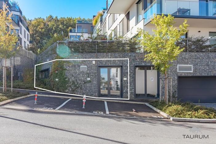 Prodej obchodního prostoru, Praha - Košíře, Lerausova, 92 m2