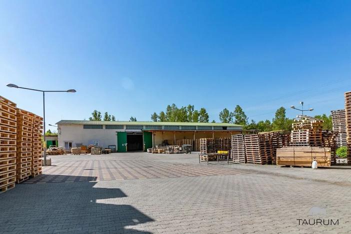 Prodej komerční nemovitosti, Vojkovice, 12027 m2