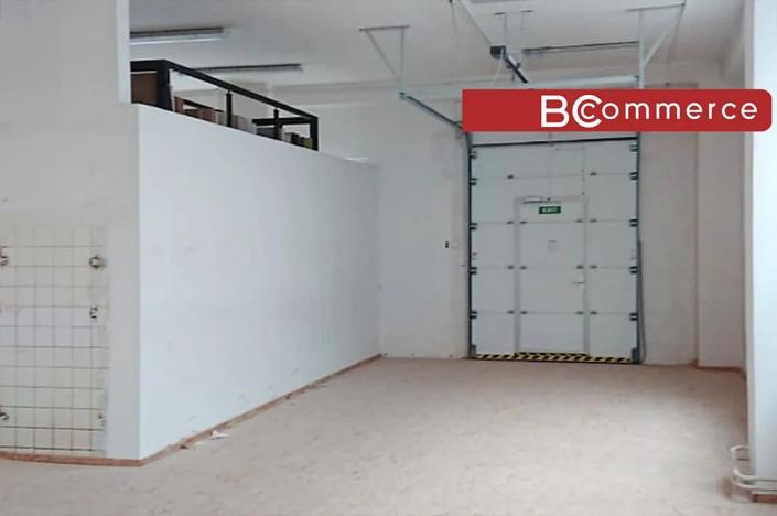 Pronájem skladu, Brno, 385 m2