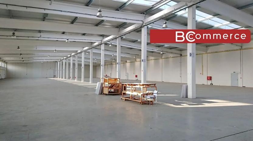 Pronájem skladu, Kuřim, 2000 m2