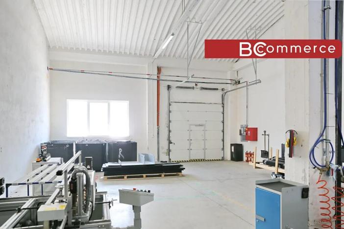 Pronájem skladu, Kuřim, 4162 m2