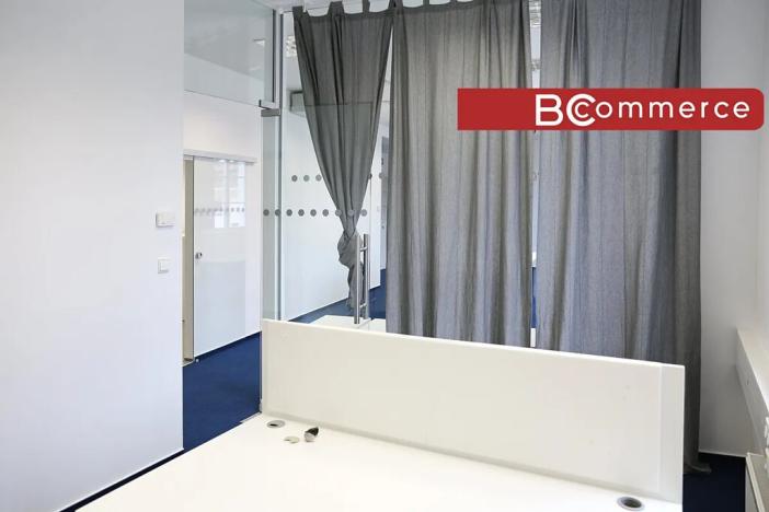 Pronájem kanceláře, Brno, Starobrněnská, 149 m2